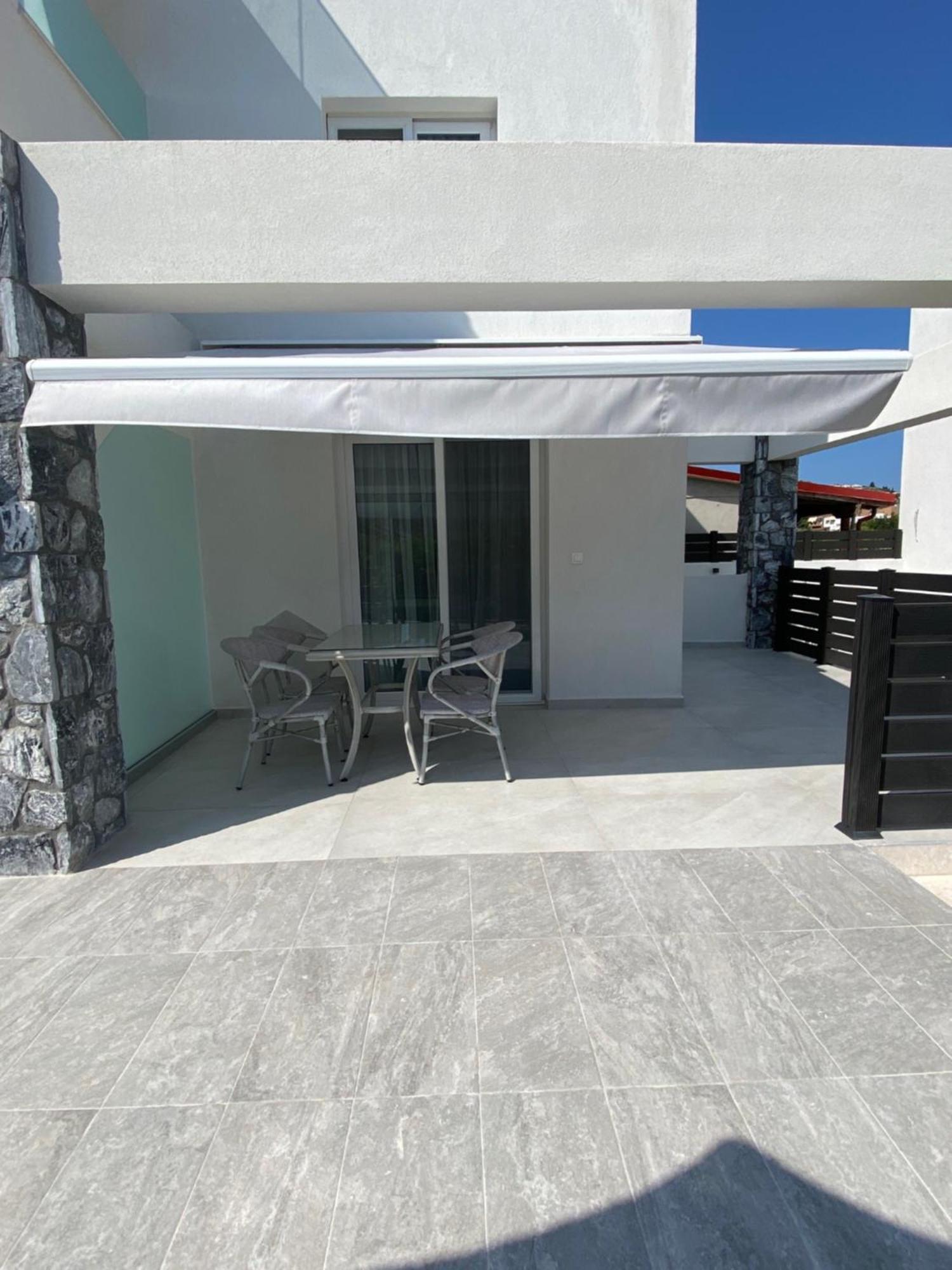 Apartament Interni Luxury Living Nikiti  Zewnętrze zdjęcie